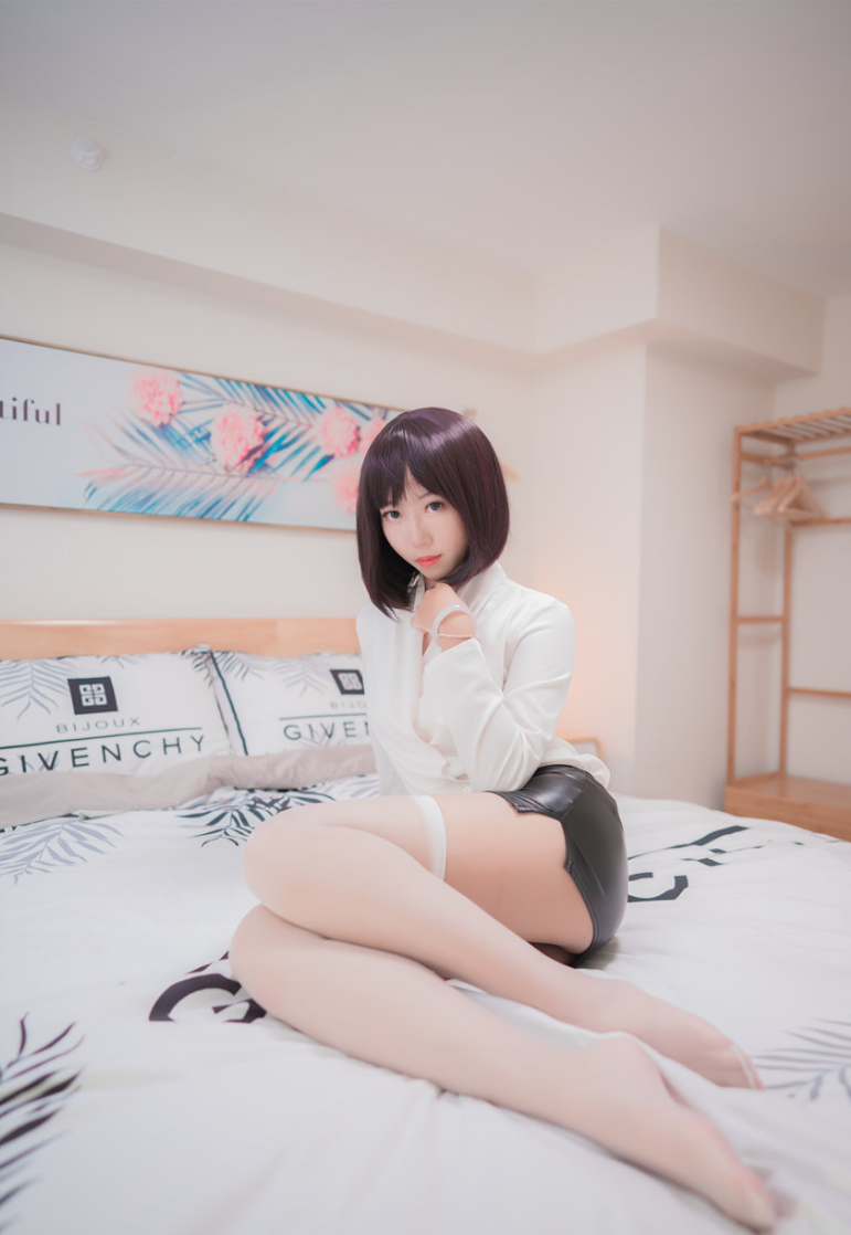 Money冷冷 OL职业套装-迷耳社