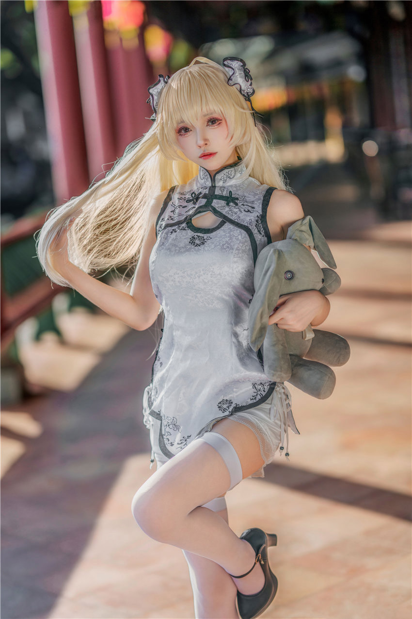 V3