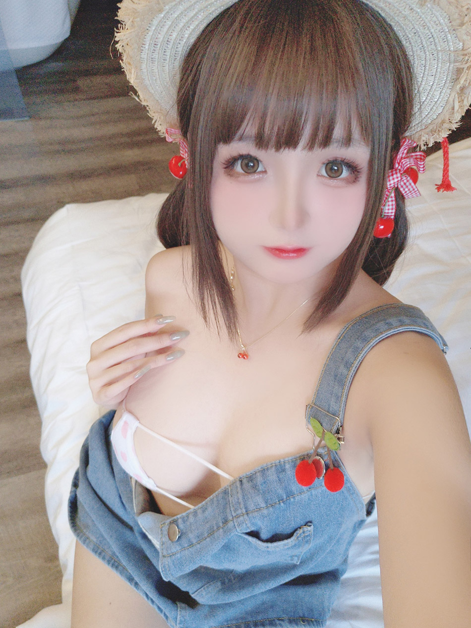 D-4