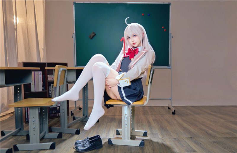 Shika小鹿鹿 邻座艾莉同学[38P2V-179M]-迷耳社